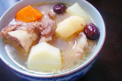 Horse-hot mountain medicine bone soup