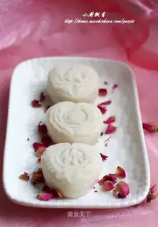 Ice mooncake