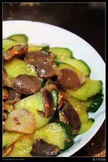 Chicken cucumber
