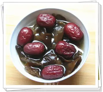 Blackwood, red-eared date soup