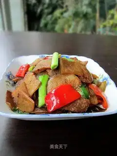 Blue radish and gravy