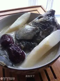 Strawfish tail soup