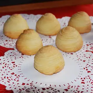 Spicy beef mooncake