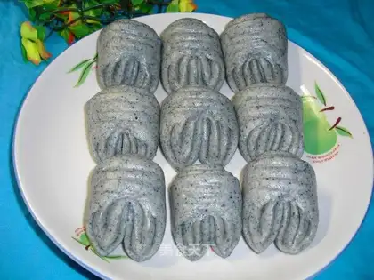 Pig hoof rolls