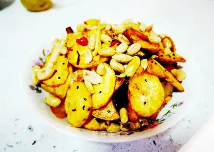 Spicy potato chips