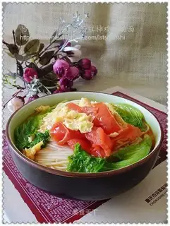 Tomato egg noodles