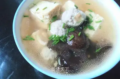 Frozen tofu meatball mushroom soup