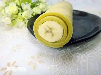 Egg banana roll