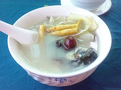 The party's infested fish soup