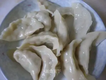 Celery pork dumplings