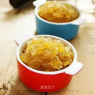 Homemade mooncake fruit pie