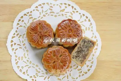 A wide-range meat pine pine