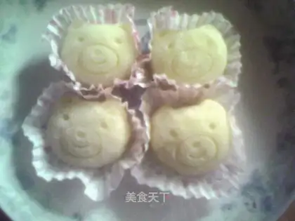 Green Bean Ice Mooncake