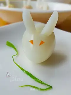 Little rabbit quail eggs