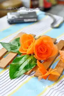 Carrot roses