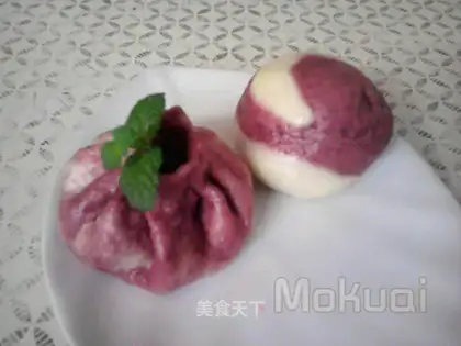 Potato plum bun