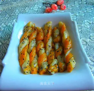 Double-coloured sesame pheasants
