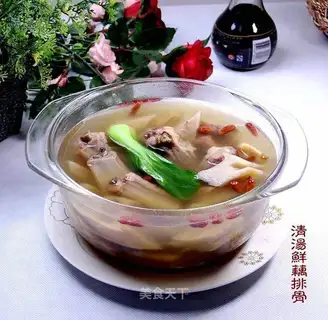Fresh soup, fresh ribs