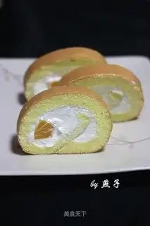 Peachcake rolls