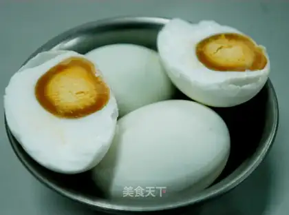 Five salted duck eggs