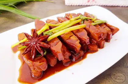 A dry celery sauce