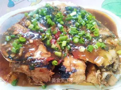 Red-burned fish head
