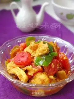 Spicy tomato fried eggs