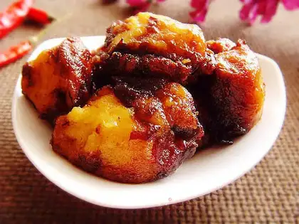 Red sugar pastry
