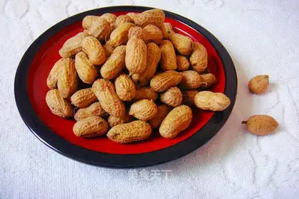 Phalogen peanuts