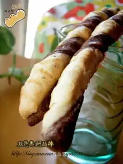 Two-color roll Arabic stick
