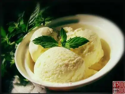 Vanilla milk ice cream