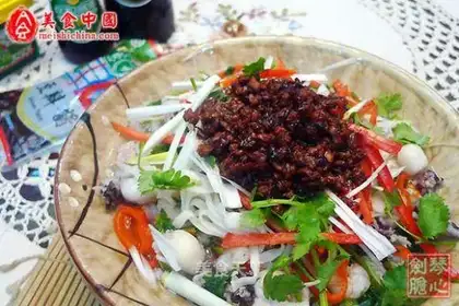 Seafood noodle soup with soy sauce
