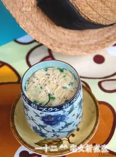 Stewed egg with shrimp skin and onions