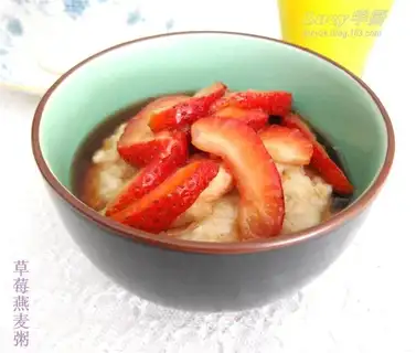 strawberry oatmeal