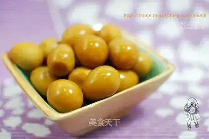 Marinated quail eggs