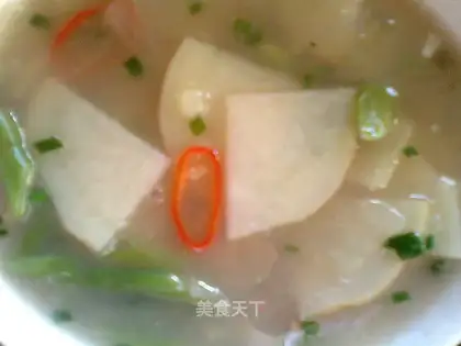 Vegetable mixed noodle soup