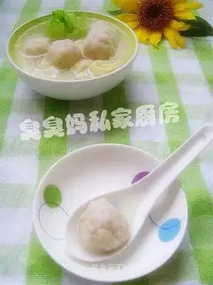 Fish ball noodles