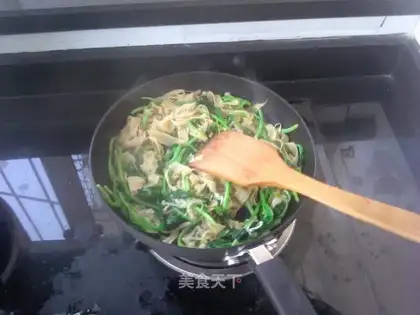 stir-fried cabbage