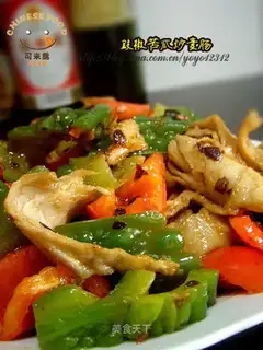 stir-fried vegetarian sausage with black pepper and bitter gourd