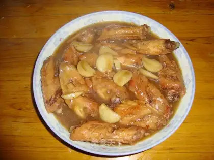 Home-made cola chicken wings