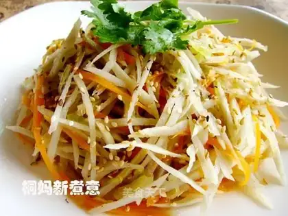 Three shredded burdock salad