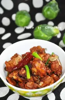 Three chickens in Zhejiang