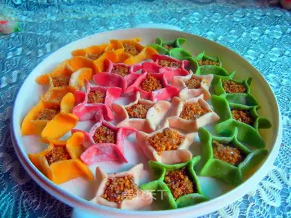 A colored pentagon dumpling