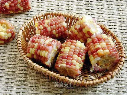 Pour corn