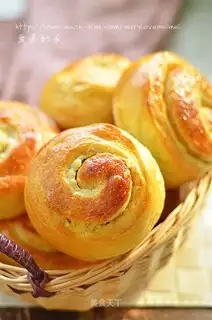 Chestnut rolls
