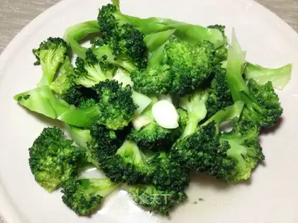 Garlic broccoli