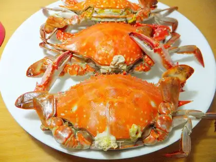 It's a steaming crab