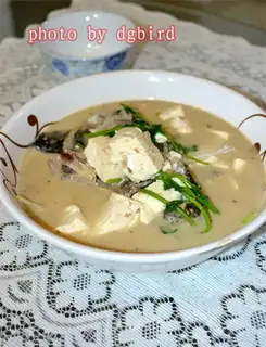 Fish head tofu soup