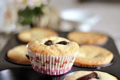 raisin honey cake
