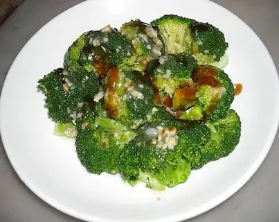 Garlic broccoli orchids